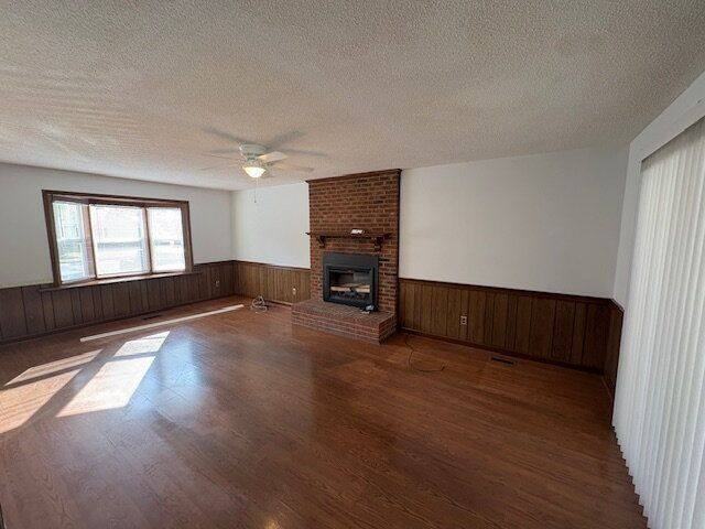 207 Singletree Dr - Photo 3 of 10