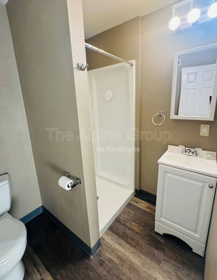 12805 Sw Washington Ave #B - Photo 6 of 7