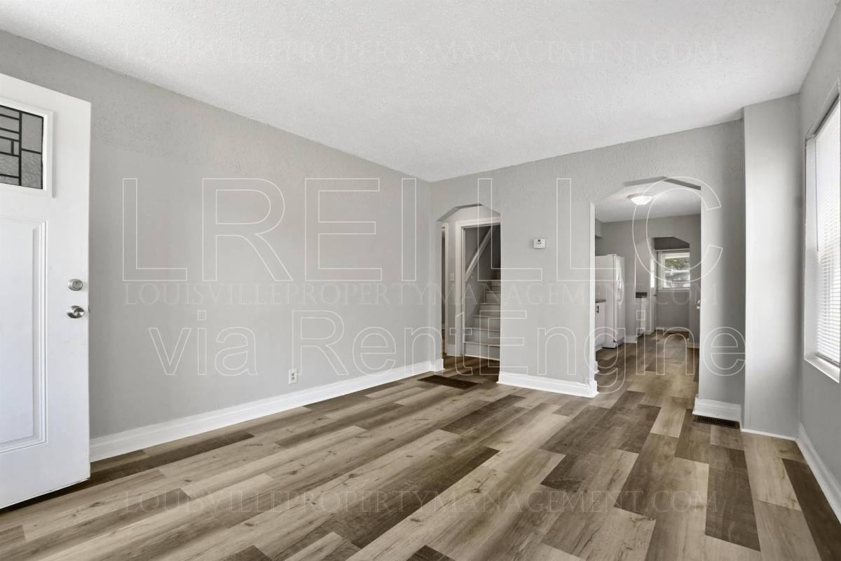4217 Grand Ave - Photo 2 of 10