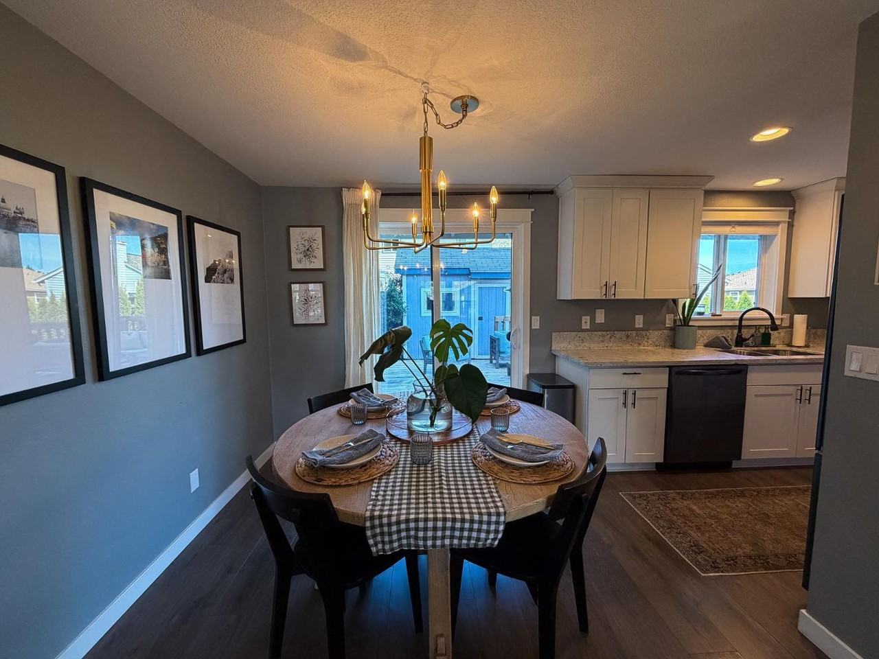 5137 Nw 172nd Pl - Photo 5 of 19