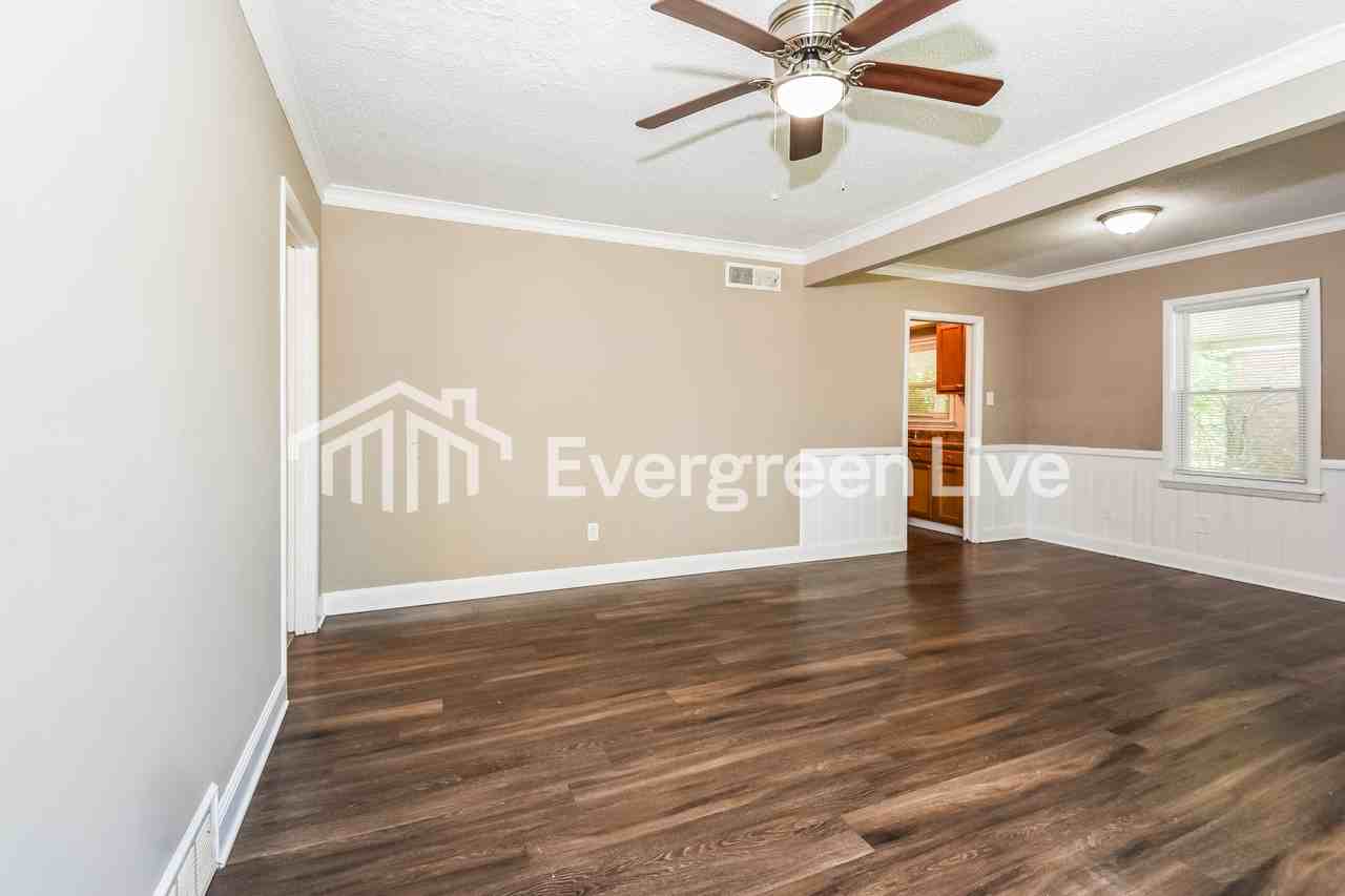 4699 Durbin Ave - Photo 3 of 15