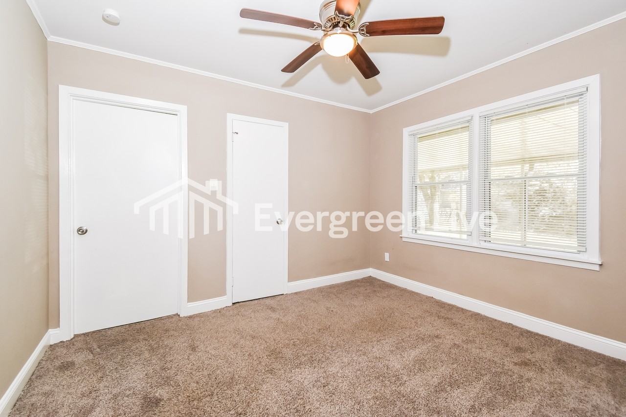 4699 Durbin Ave - Photo 7 of 15
