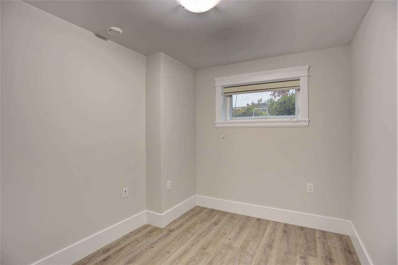 840 Kensington Avenue - Photo 4 of 10