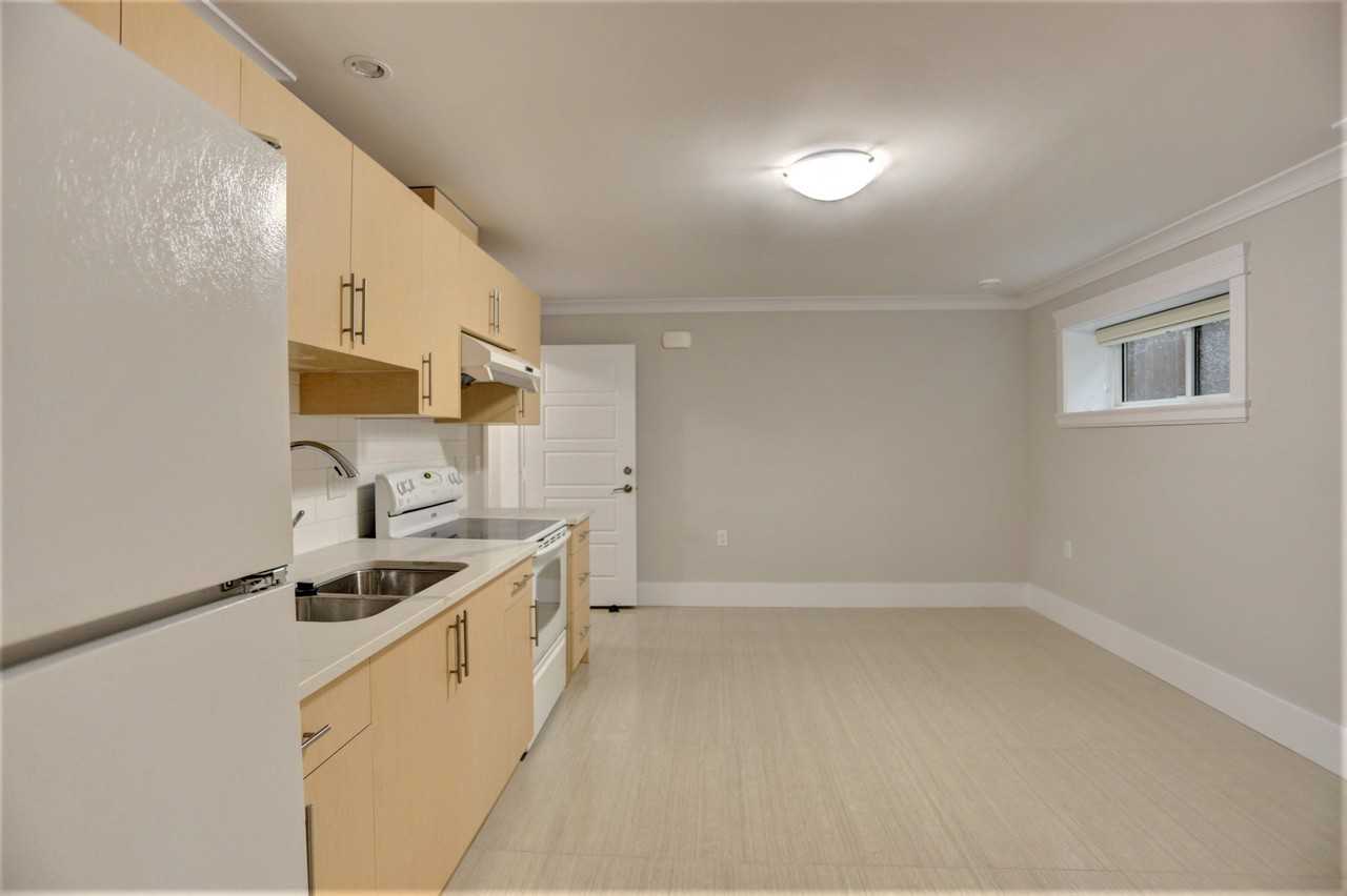 840 Kensington Avenue - Photo 5 of 10