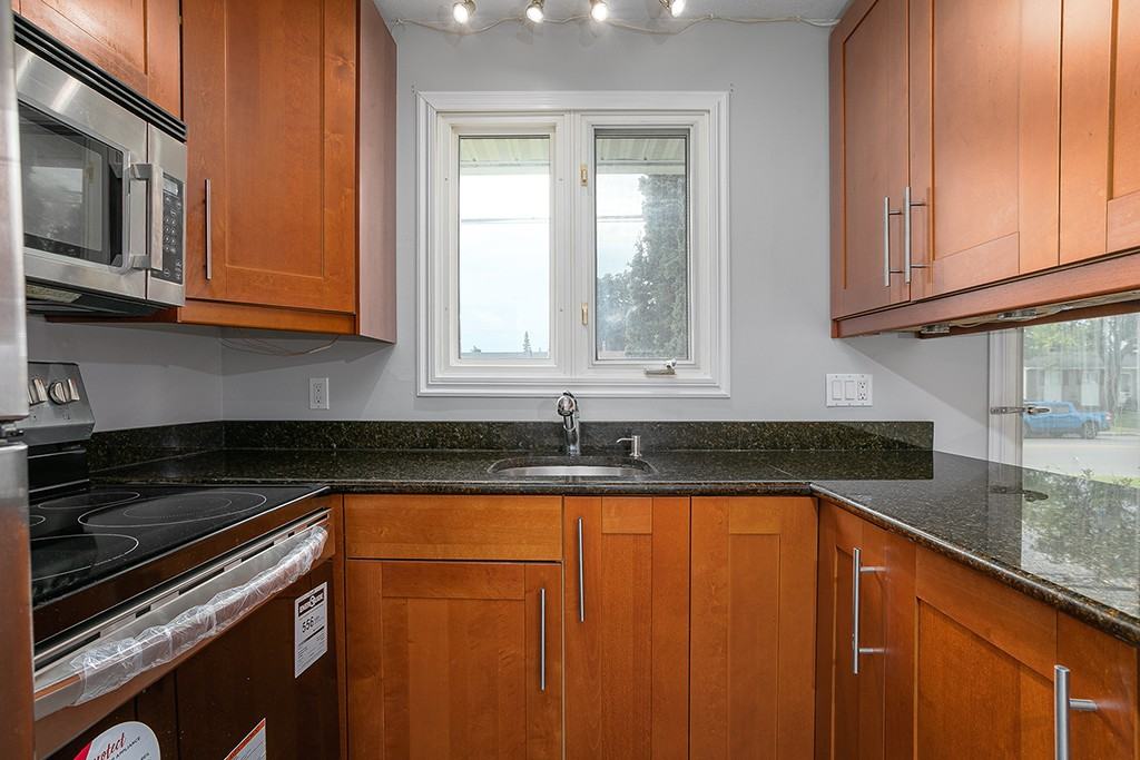 493 Boulevard Saint-René Ouest - Photo 5 of 14