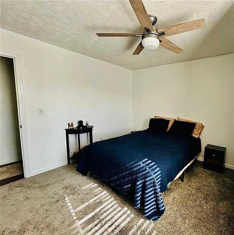 5472 Riverchase Dr - Photo 7 of 17