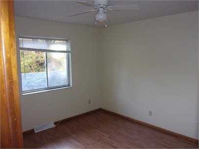 465 Brentwood Ave #B465 - Photo 5 of 14