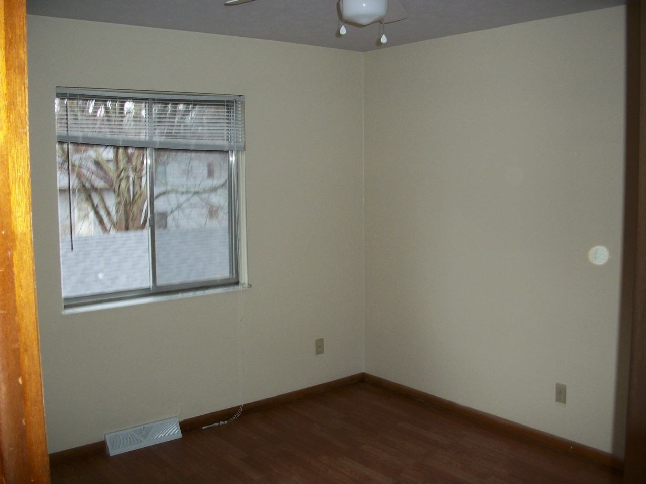 465 Brentwood Ave #B465 - Photo 4 of 14