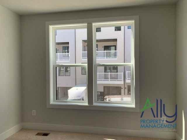 822 Wesley Ln #A - Photo 5 of 50