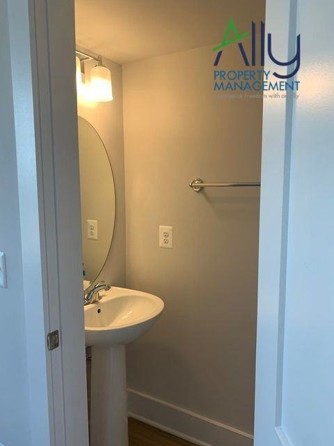 822 Wesley Ln #A - Photo 4 of 50