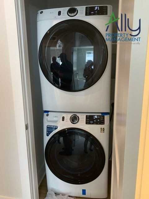 822 Wesley Ln #A - Photo 2 of 50