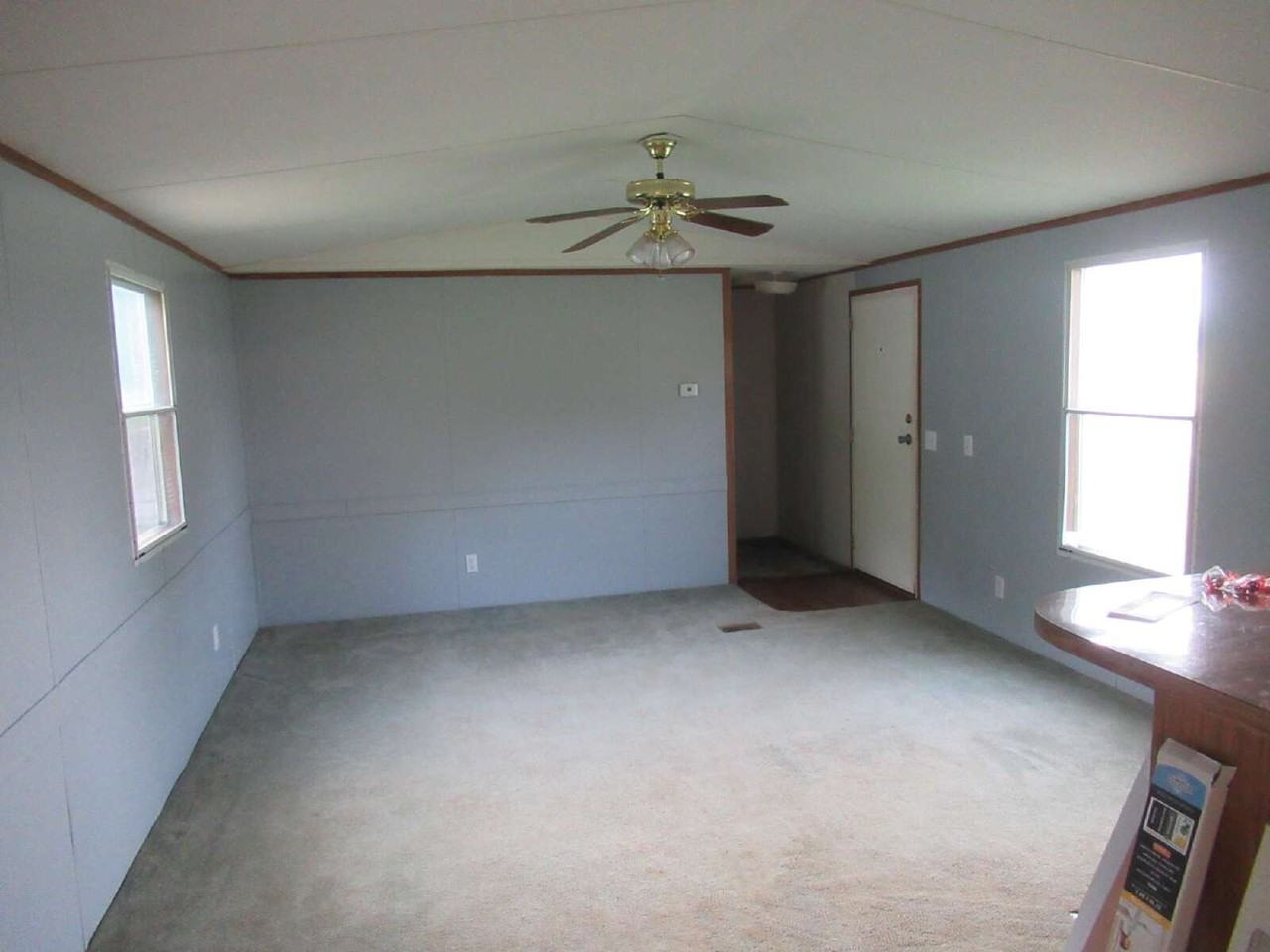 2400 Skyview Ln - Photo 2 of 14