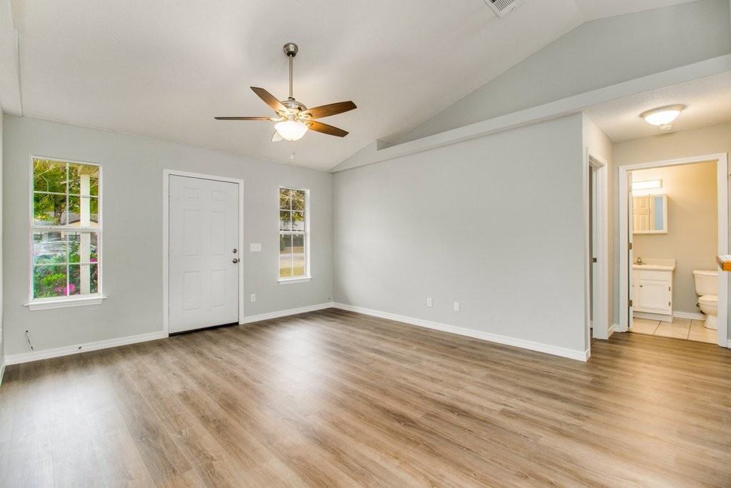 1015 Sable Dr #B - Photo 6 of 26