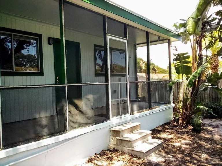 10530 68th Ave - Photo 6 of 11