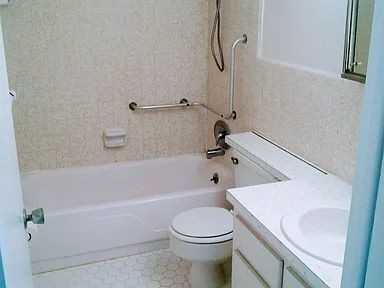 10530 68th Ave - Photo 7 of 11