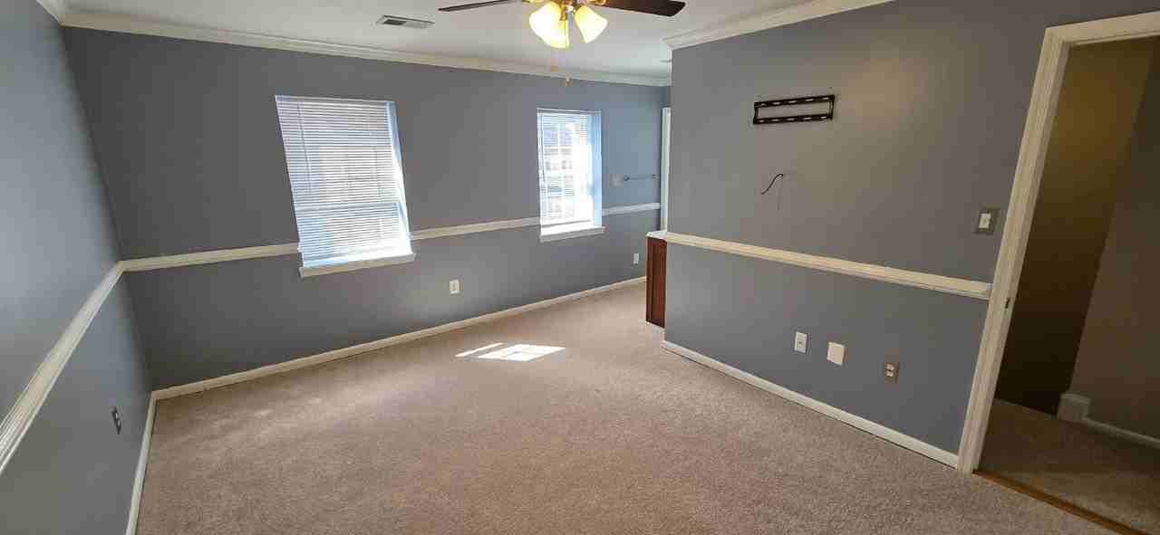 12735 Lighthouse Ln - Photo 7 of 17