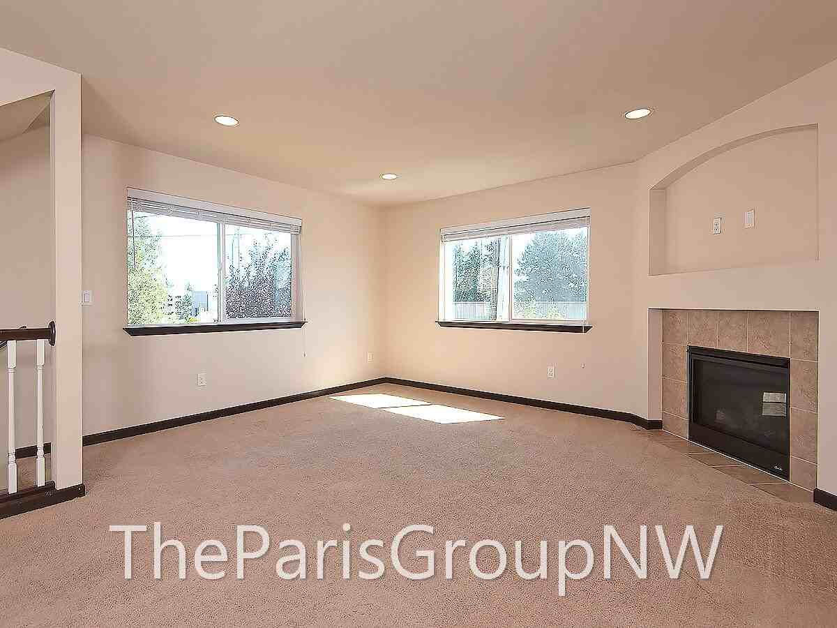 3303 132nd Pl Sw - Photo 2 of 32