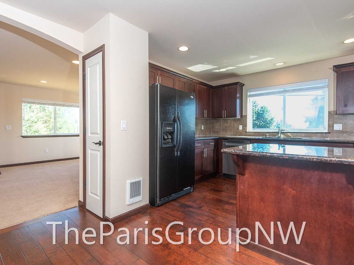 3303 132nd Pl Sw - Photo 3 of 32