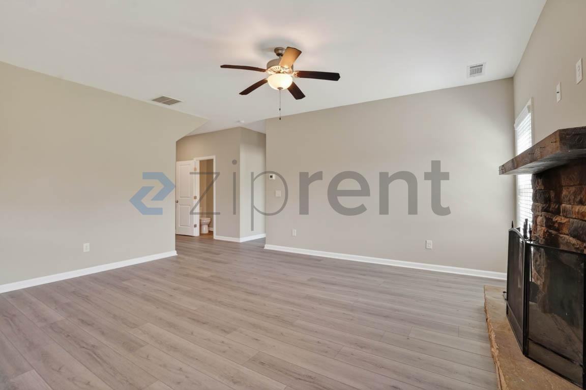 2066 Georgia - Photo 6 of 31