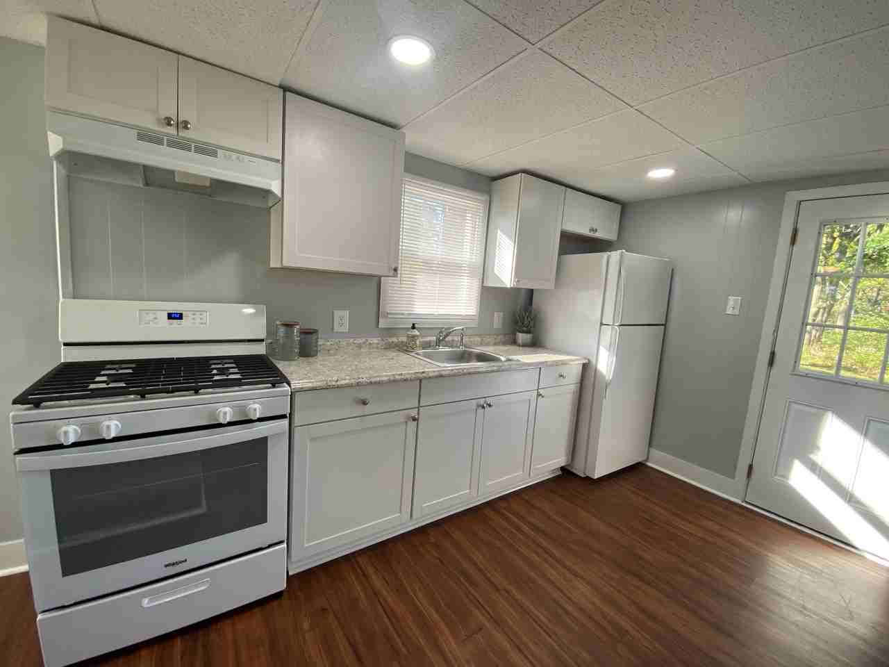 1 357.5 Water St, - Photo 3 of 7
