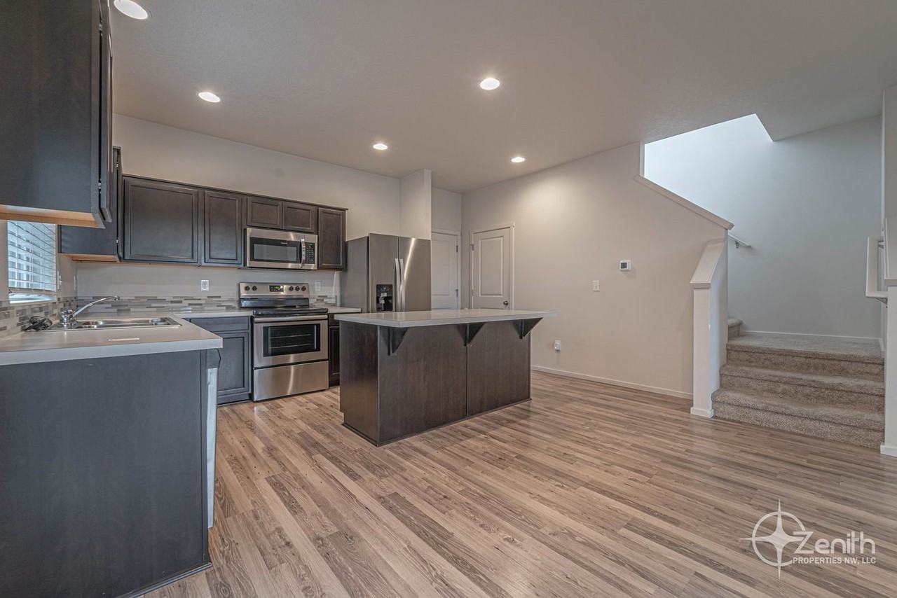 2018 S Taverner Dr - Photo 7 of 32