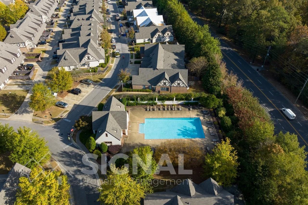 2574 Acton Park Ln - Photo 2 of 40