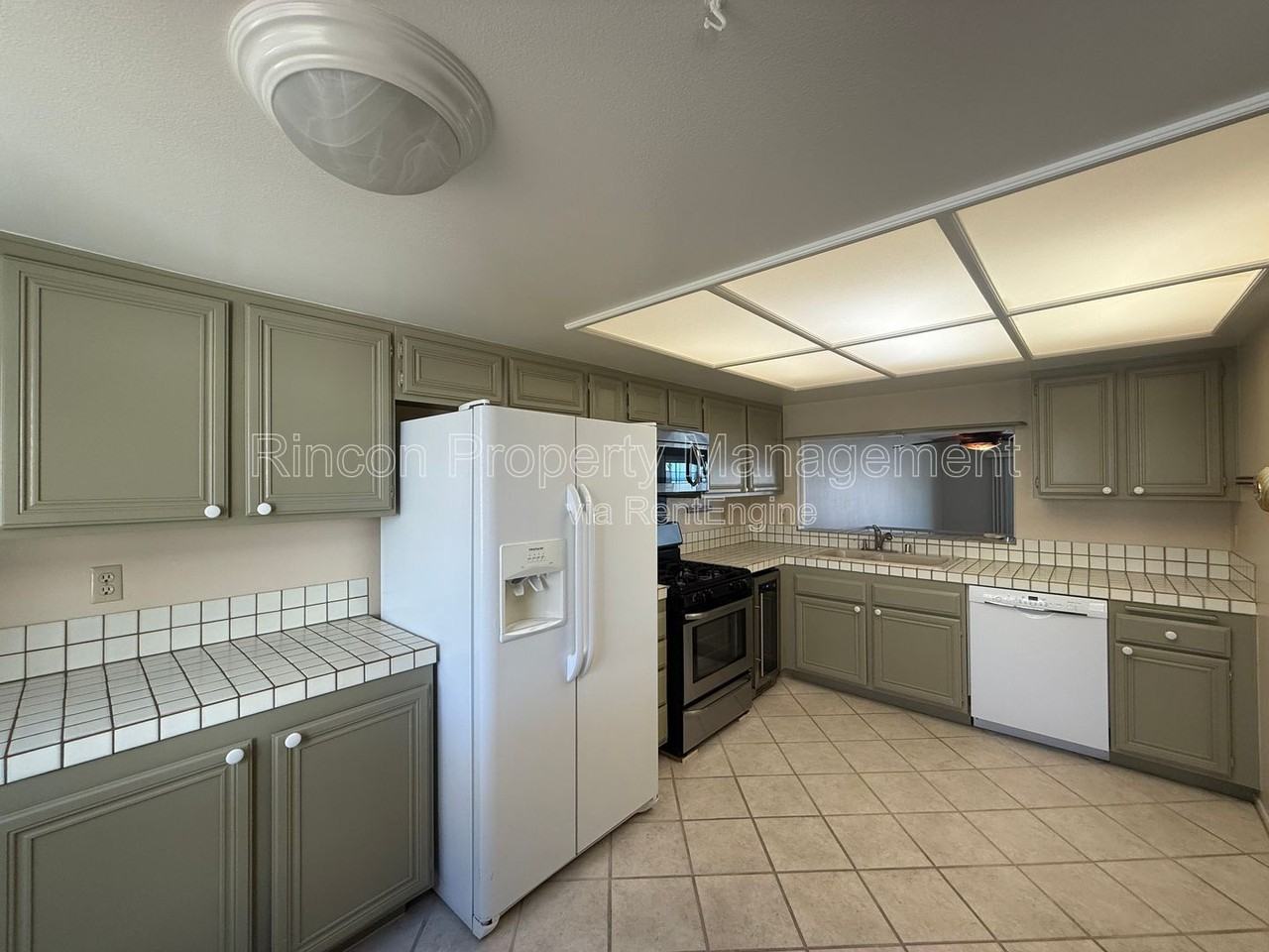 556 Terrace View Pl - Photo 2 of 22