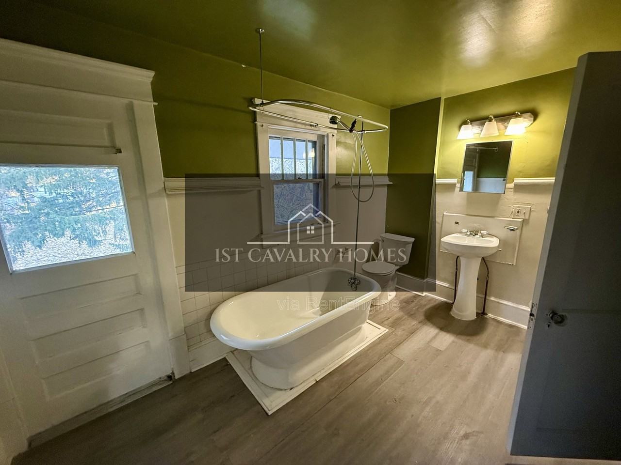 705 Hazel St #707 - Photo 4 of 12