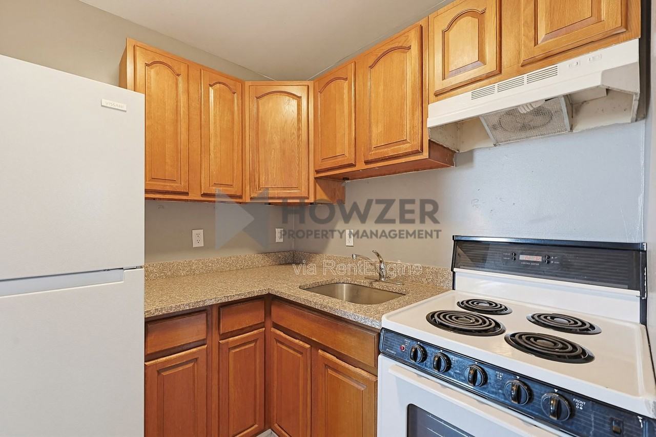 112 Clark St #2 - Photo 2 of 16