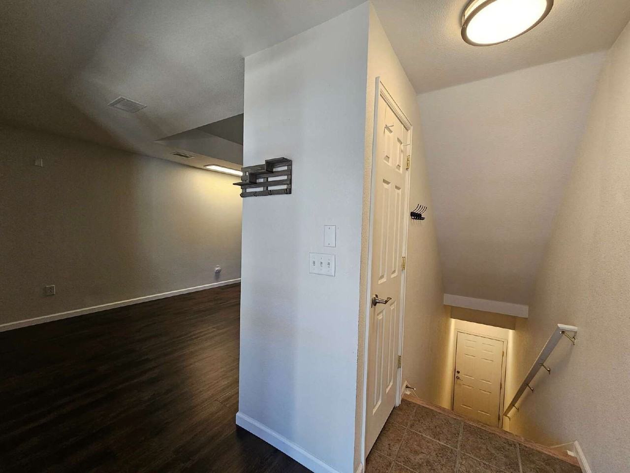 18721 E Water Dr #D - Photo 5 of 16