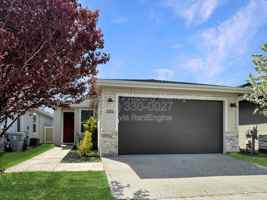 featured image of 2115 W Bella Ln