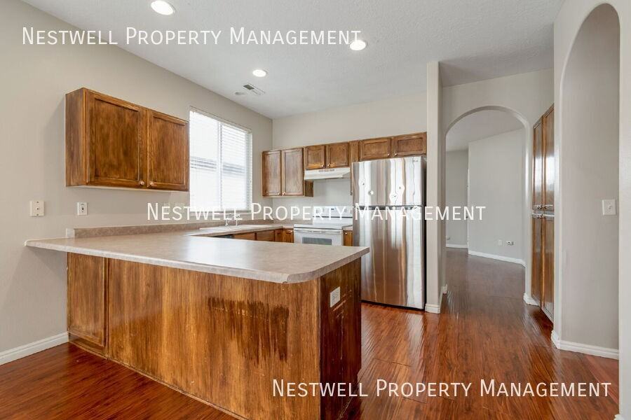 6740 S Empress Ln - Photo 2 of 20
