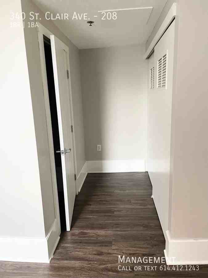 340 Saint Clair Ave #208 - Photo 5 of 17