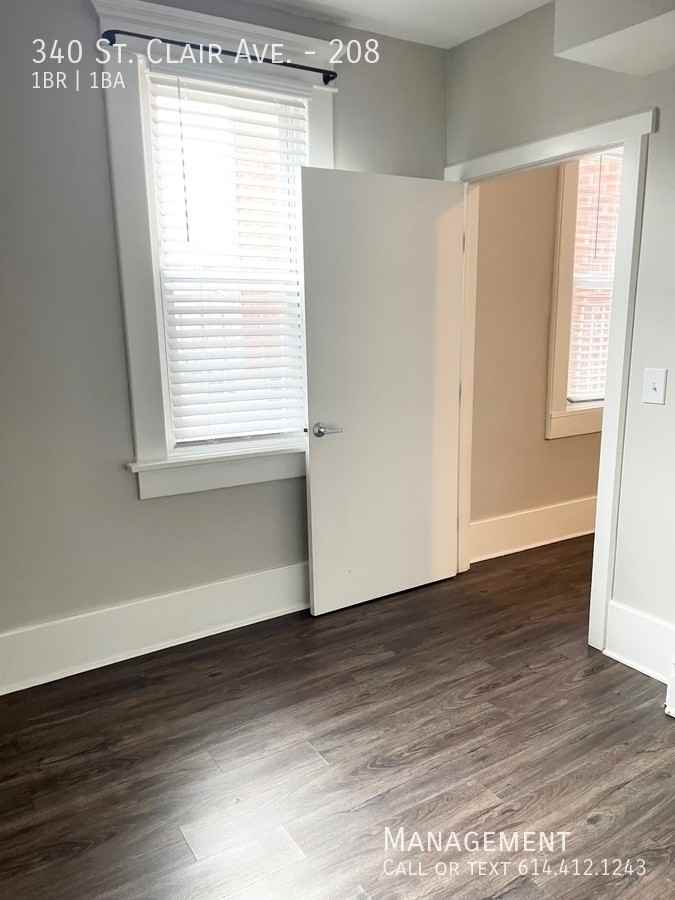 340 Saint Clair Ave #208 - Photo 7 of 17