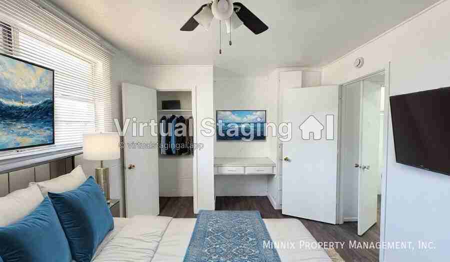 2212 2nd St #1 - Photo 2 of 11