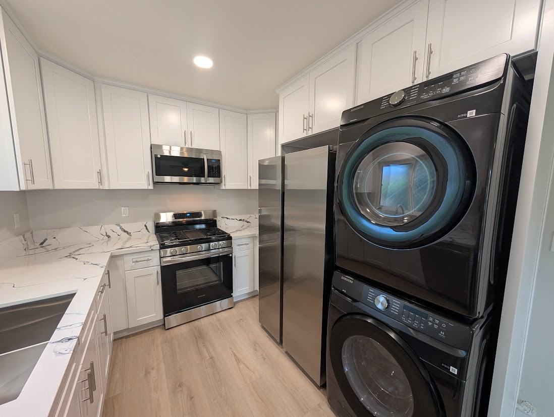 1903 Cabrillo Ave #C - Photo 5 of 16