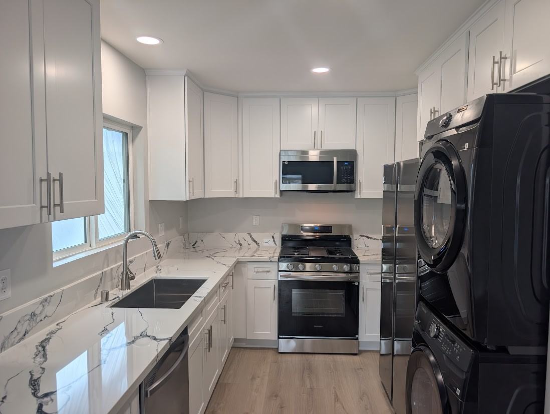 1903 Cabrillo Ave #C - Photo 6 of 16