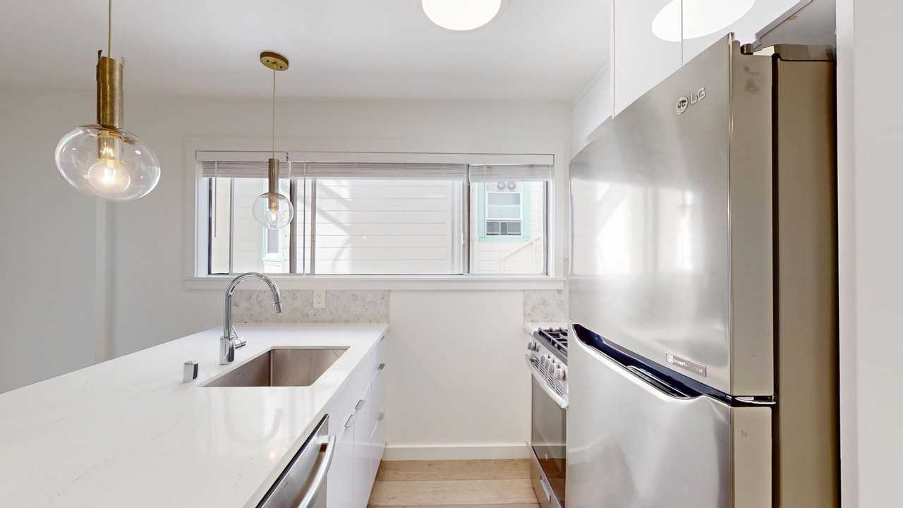 1085 S Van Ness Ave #102A - Photo 4 of 16