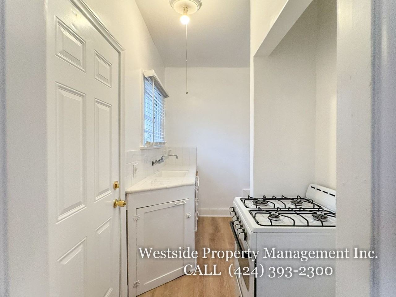 1331 17th St #E - Photo 3 of 14