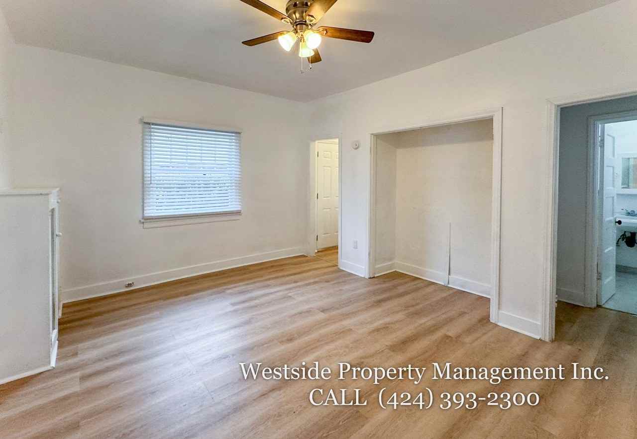 1331 17th St #E - Photo 6 of 14