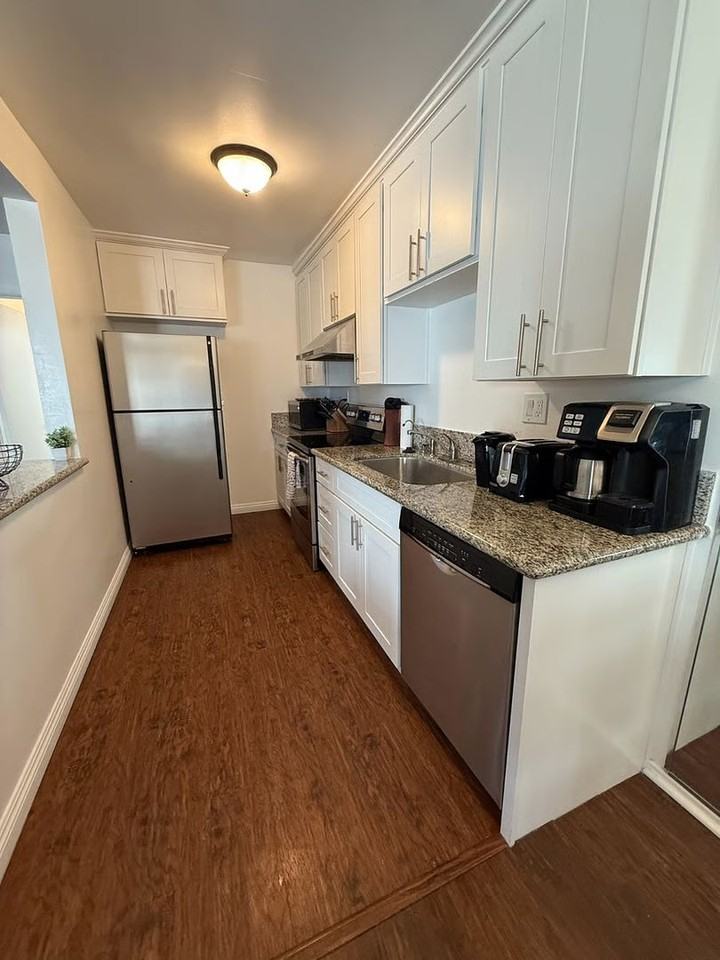 2852 Sawtelle Blvd #41 - Photo 6 of 30