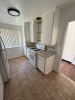 featured image of 4607 Plaza Ln #D