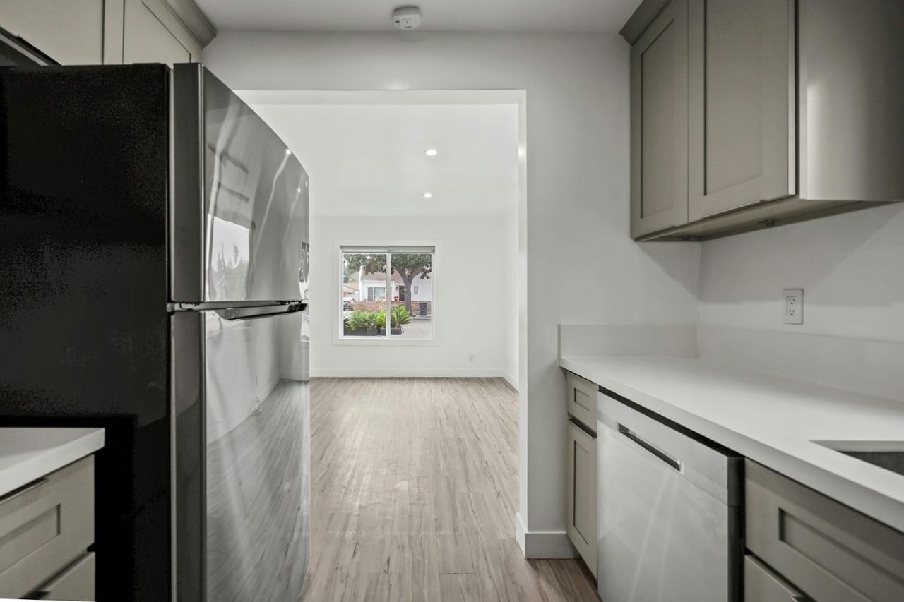 1101 N Flower Street, Unit 1 - Photo 2 of 26