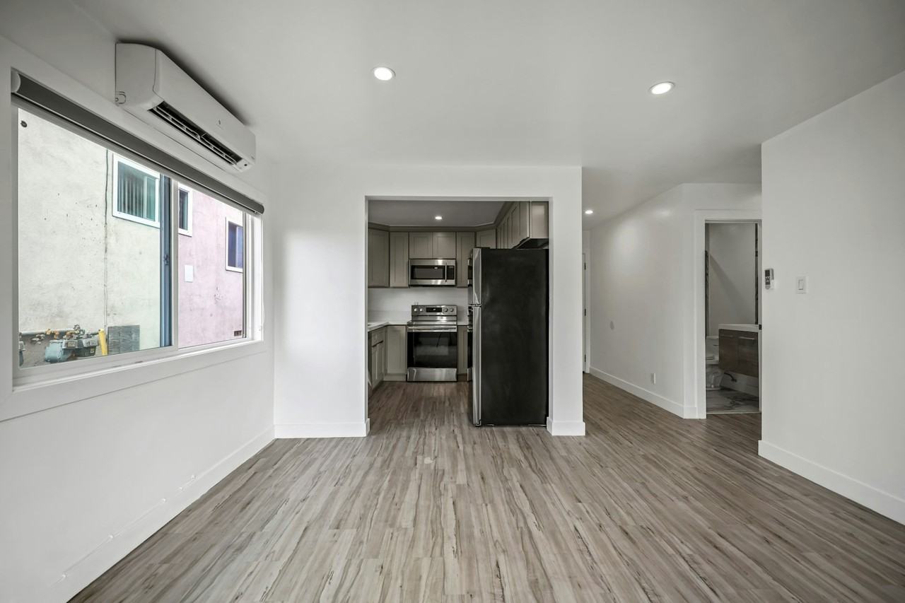 1101 N Flower Street, Unit 1 - Photo 4 of 26