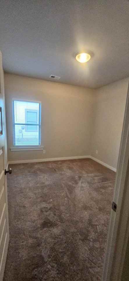 270 Avalon Way - Photo 6 of 26