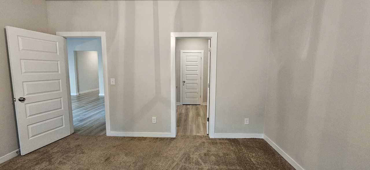 270 Avalon Way - Photo 7 of 26