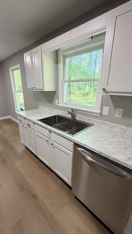 225 Brooks Road - Photo 4 of 7