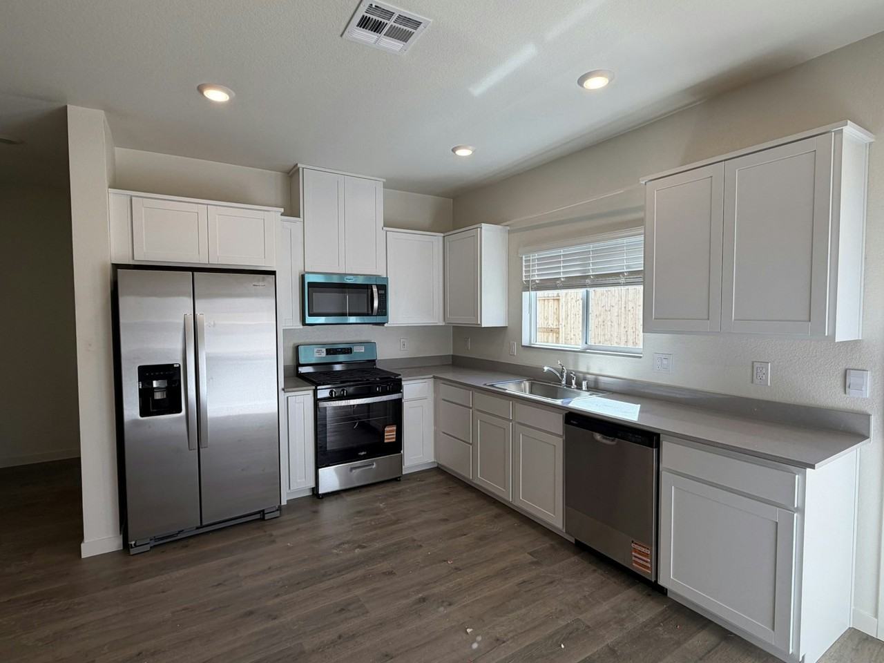 962 Green Lily Drive - Photo 2 of 19