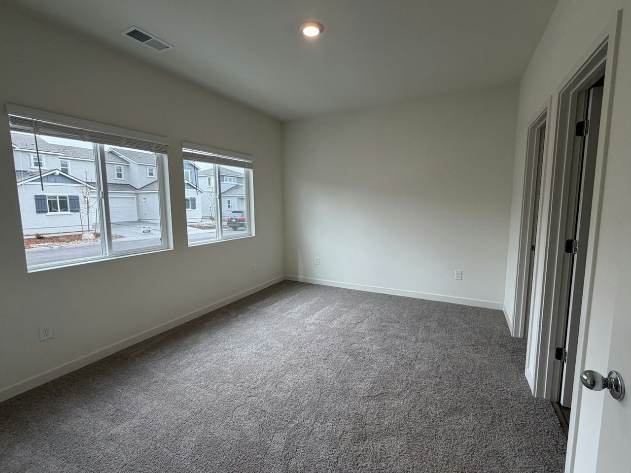 962 Green Lily Drive - Photo 7 of 19