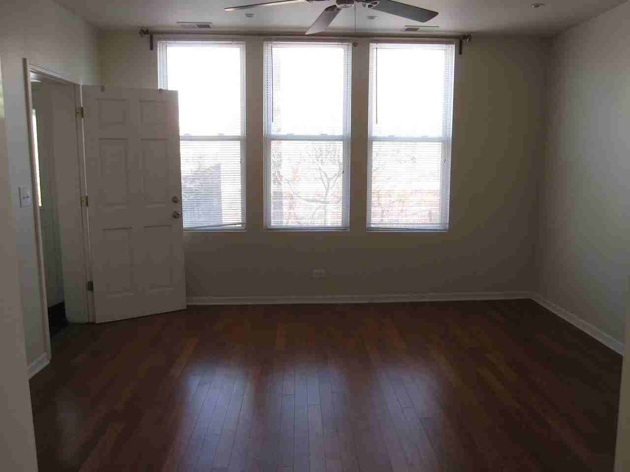 850 North May Street, Unit 2 - Photo 3 of 13